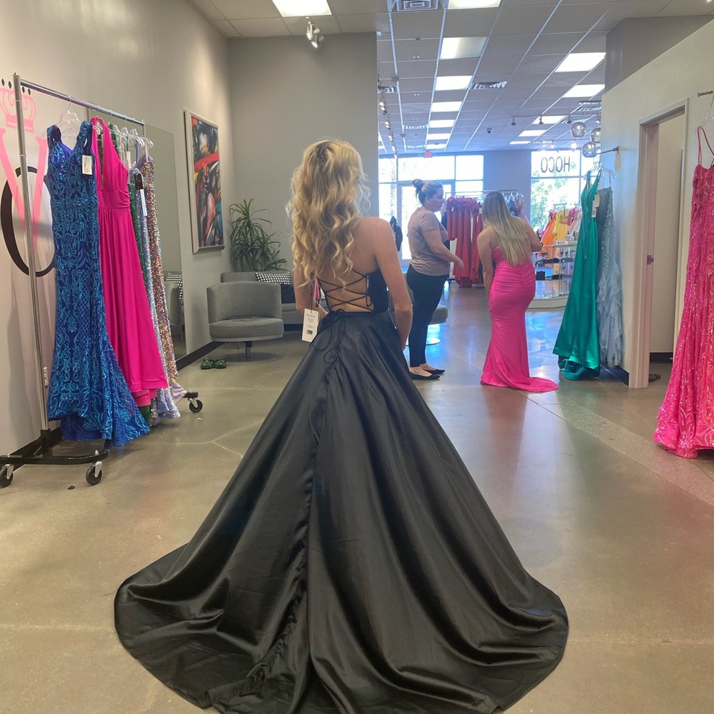 Sherri Hill Prom Dress